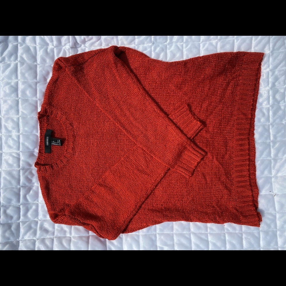 RUST COLORED SWEATER